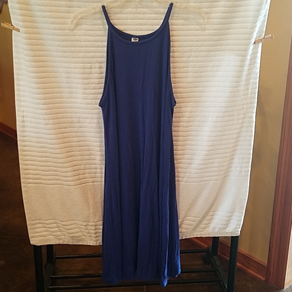 Sleeveless dress